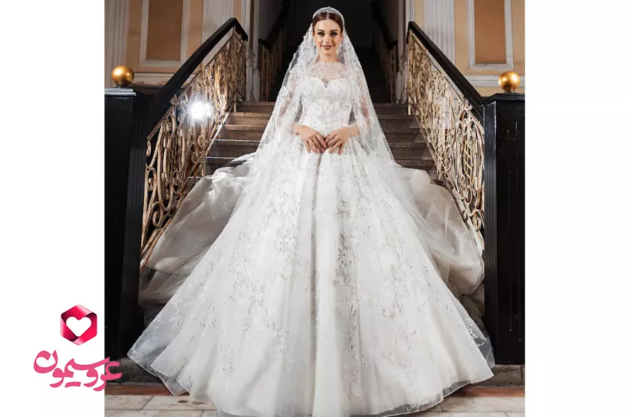 لباس عروس کارشده با تور و گیپور
