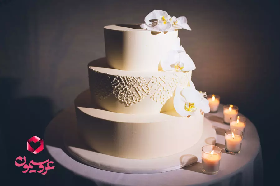 کیک سه ‌طبقه برای عروسی