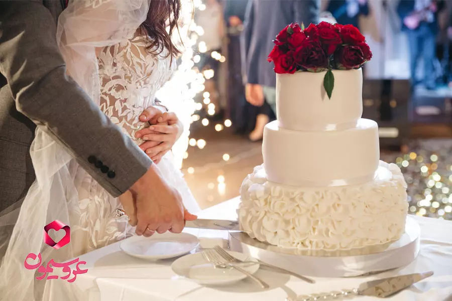 کیک تولد و عروسی و کیک عقد-خدمات روف گاردن عقد